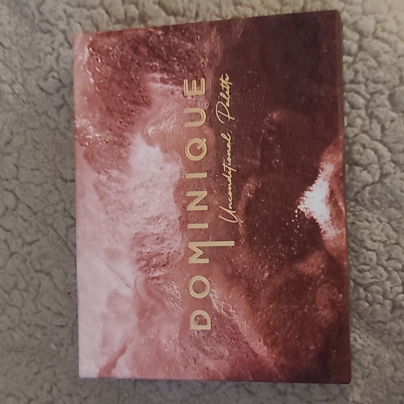 Dominique Unconditional Palette - Picture 2 of 5
